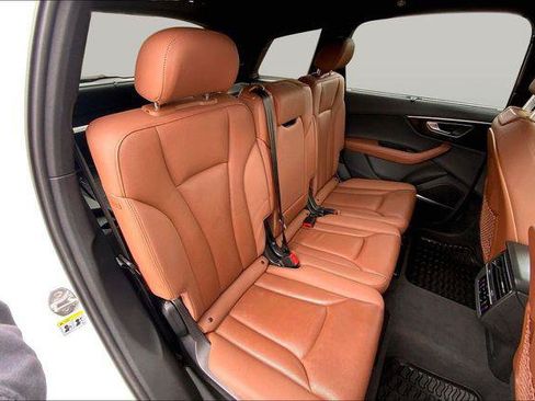 Used 2023 Audi Q7 3.0T Prestige w/ Prestige Package AWD/4WD image 19