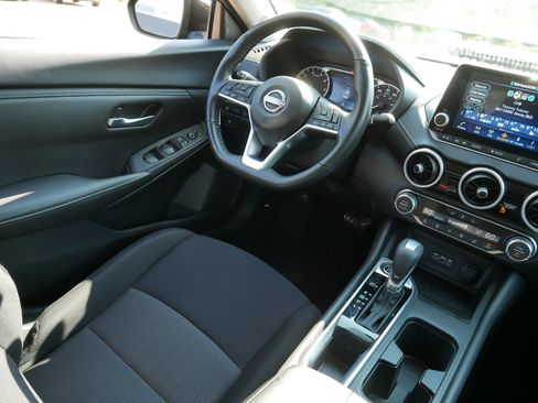 Certified 2024 Nissan Sentra SV w/ All-Weather Package FWD image 9