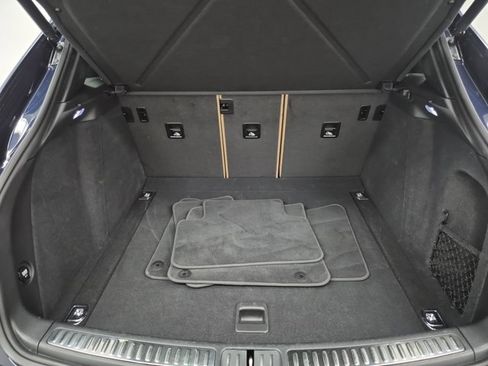 Used 2021 Porsche Macan S image 8