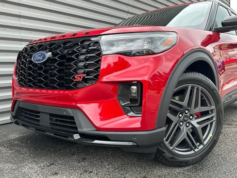 New 2026 Ford Explorer ST w/ Sun And Sound Package AWD/4WD image 32