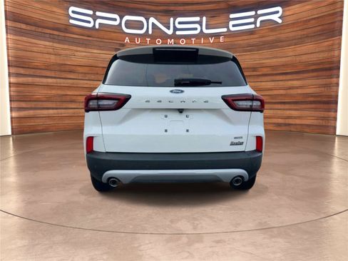 New 2024 Ford Escape SE FWD image 5