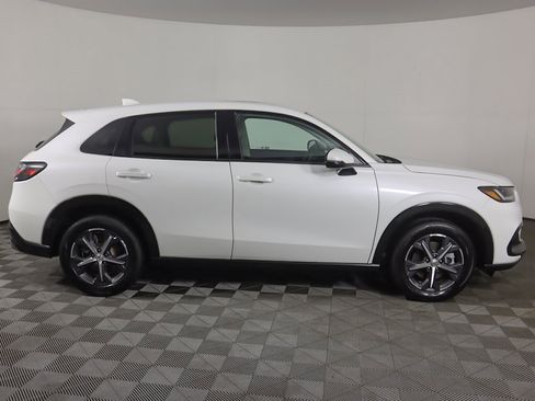 Used 2025 Honda HR-V EX-L image 18