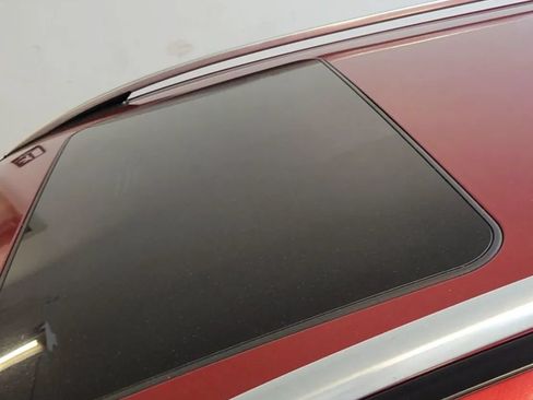 Used 2014 Mercedes-Benz E 350 4MATIC Wagon image 13