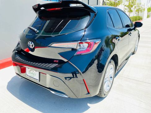 Used 2019 Toyota Corolla SE w/ Protection Package FWD image 9