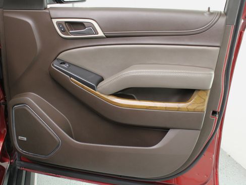 Used 2019 GMC Yukon Denali w/ Denali Ultimate Package image 56