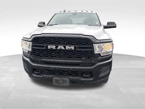Used 2019 RAM 3500 Tradesman AWD/4WD image 4