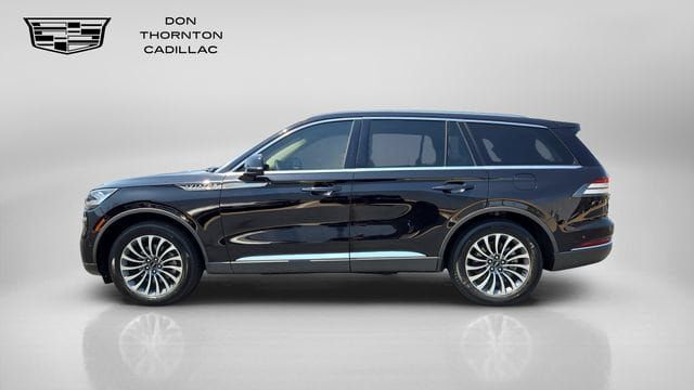Used 2022 Lincoln Aviator Reserve w/ Elements Package Plus AWD/4WD image 2