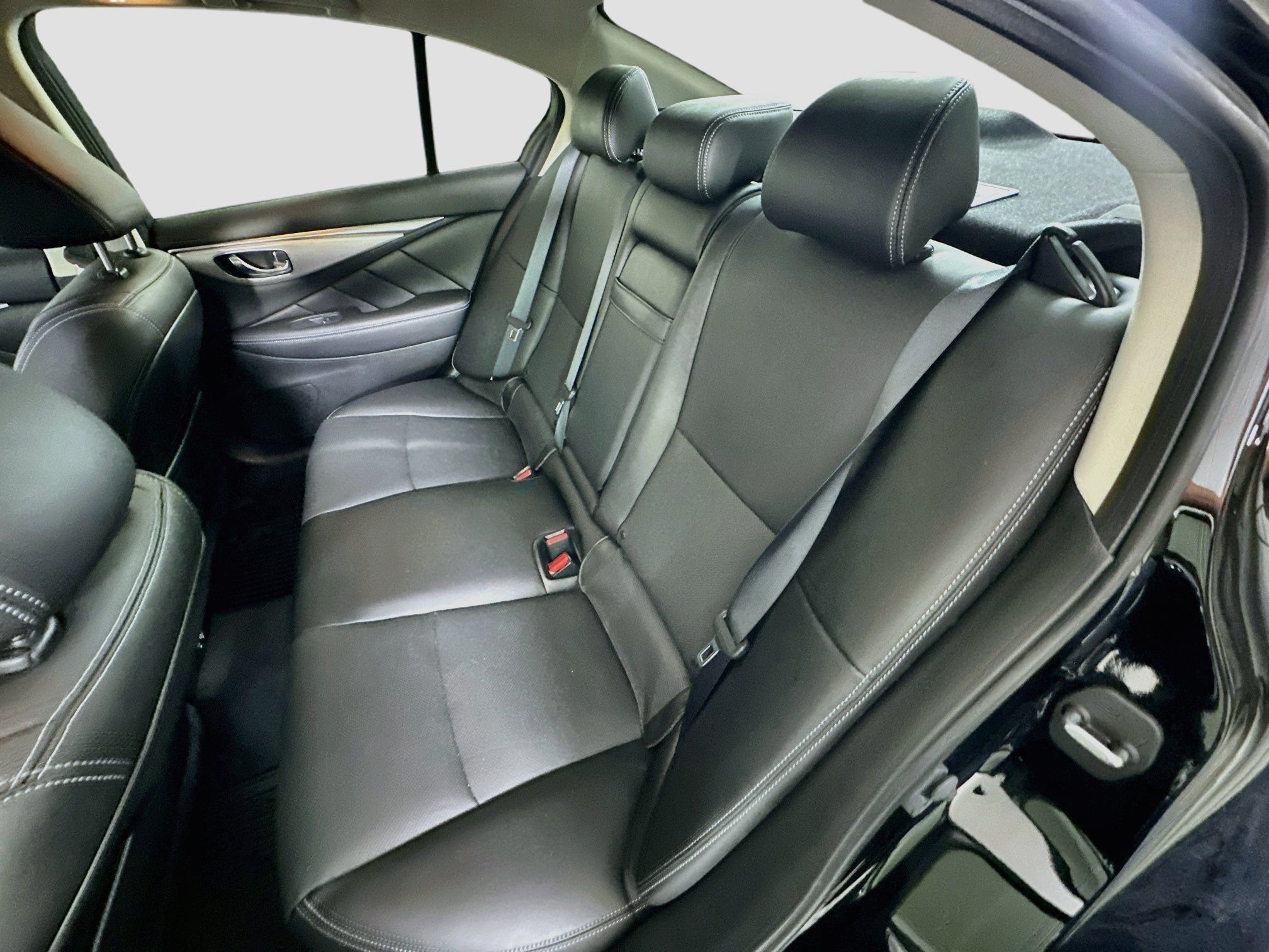 Used 2023 INFINITI Q50 Luxe w/ Cargo Package RWD image 27