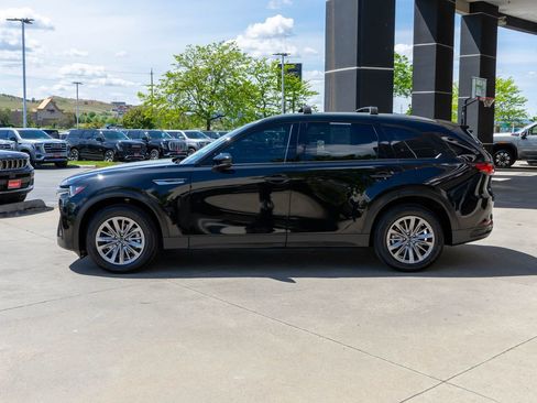 Used 2025 MAZDA CX-90 3.3 Turbo w/ Preferred Package AWD/4WD image 4