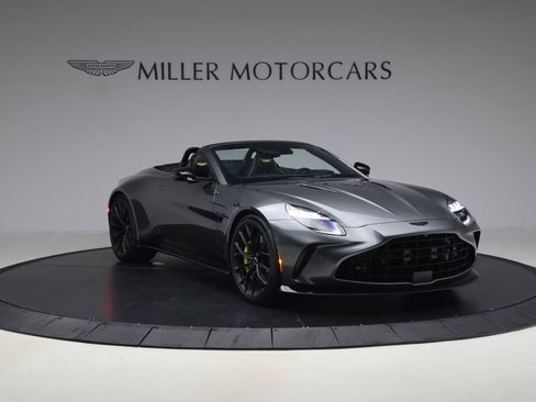 New 2026 Aston Martin V8 Vantage S RWD image 11