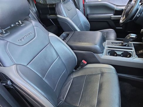 Used 2017 Ford F150 Raptor w/ Equipment Group 802A Luxury image 38