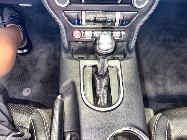 Used 2021 Ford Mustang Premium RWD image 20