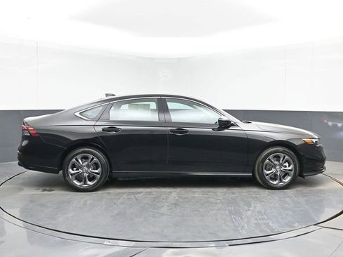 New 2026 Honda Accord EX-L image 11