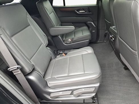 Used 2025 GMC Yukon Denali AWD/4WD image 12
