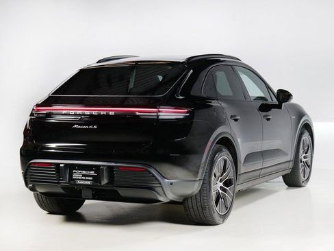 Certified 2025 Porsche Macan 4S Electric image 9