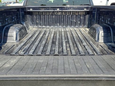 Used 2023 Chevrolet Silverado 1500 LT w/ Max Trailering Package AWD/4WD image 8