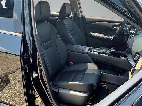 New 2026 Nissan Rogue Dark Armor AWD/4WD image 11