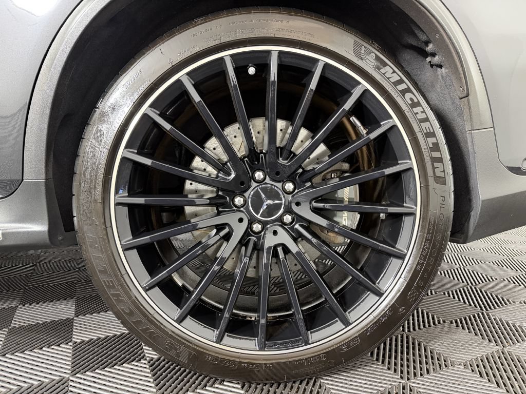 Used 2020 Mercedes-Benz GLC 63 AMG 4MATIC w/ Driver Assistance Package image 73