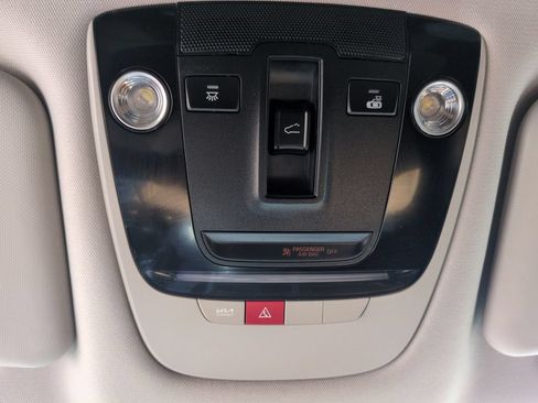 Used 2024 Kia Seltos SX w/ SX Sunroof Package AWD/4WD image 19