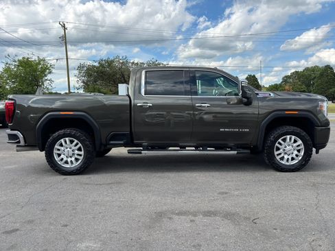 Used 2022 GMC Sierra 2500 SLT AWD/4WD image 3