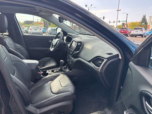 Used 2021 Jeep Cherokee Limited w/ Elite Package image 33