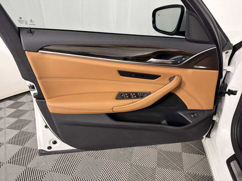 Used 2018 BMW 530i image 8