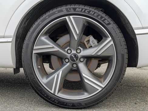 Used 2025 Genesis GV80 3.5T Prestige AWD/4WD image 14