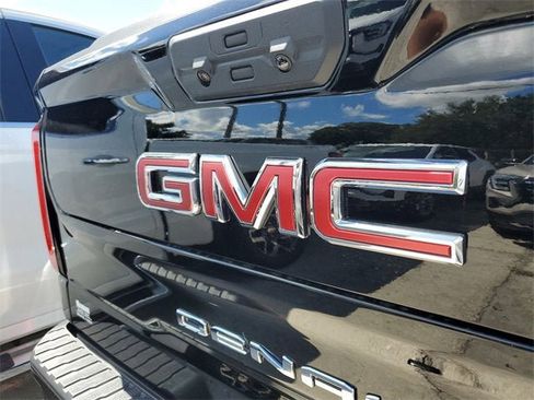 New 2026 GMC Sierra 1500 Denali w/ Denali Reserve Package image 7
