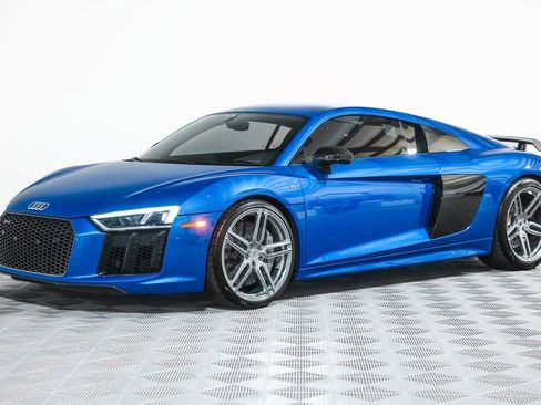 Used 2017 Audi R8 V10 plus image 16