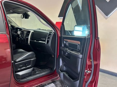 Used 2018 RAM 2500 Laramie image 16