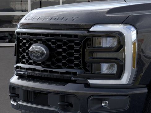 New 2026 Ford F350 Lariat w/ Black Appearance Package image 17