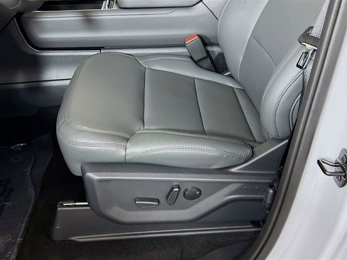 New 2026 Ford Expedition Max Active image 25