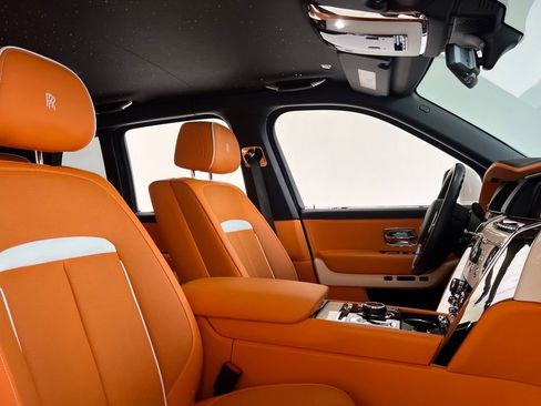 Used 2022 Rolls-Royce Cullinan image 27