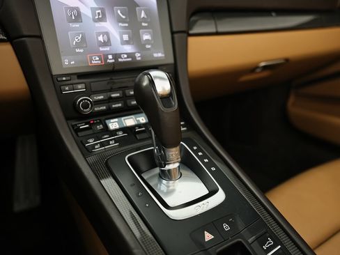 Certified 2019 Porsche 911 Turbo AWD/4WD image 40