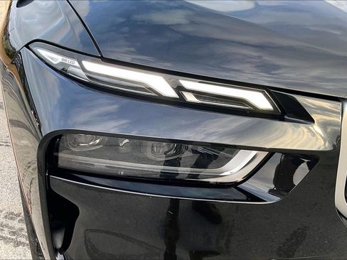 Used 2025 BMW X7 xDrive40i image 33