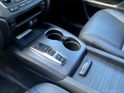 Used 2022 Honda Pilot Special Edition image 17