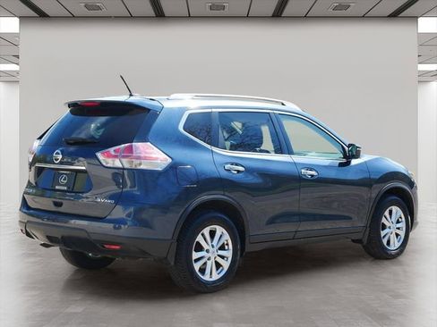 Used 2016 Nissan Rogue SV w/ SV Moonroof Package AWD/4WD image 5