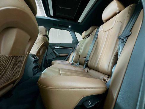 Used 2019 Audi Q5 2.0T Premium Plus w/ Premium Plus Package image 23