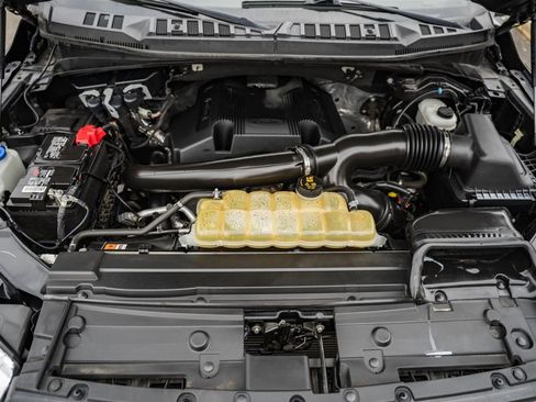 Used 2020 Ford F150 Lariat w/ Equipment Group 502A Luxury image 20