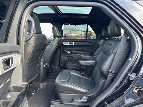 Used 2022 Ford Explorer ST w/ Equipment Group 401A image 26