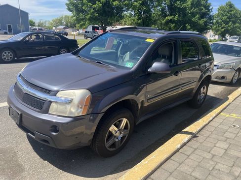 Used 2008 Chevrolet Equinox LT w/ LT Preferred Equipment Group AWD/4WD image 1