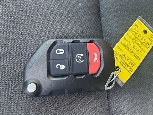 Used 2021 Jeep Wrangler Unlimited Sport AWD/4WD image 21