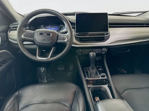 Certified 2023 Jeep Compass Limited AWD/4WD image 32