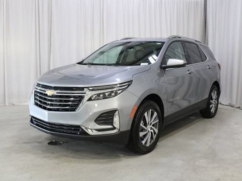 Used 2024 Chevrolet Equinox Premier AWD/4WD image 37
