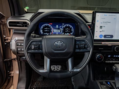 Used 2026 Toyota Tacoma TRD Sport AWD/4WD image 16