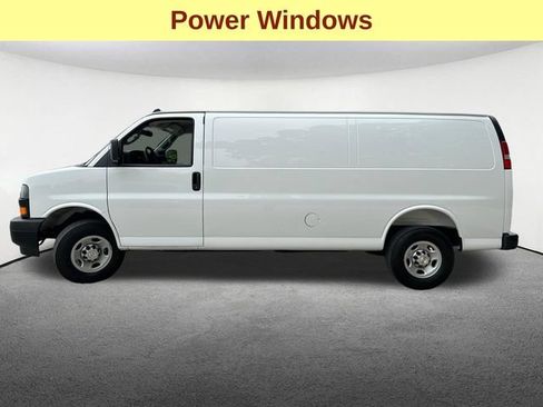 Certified 2025 Chevrolet Express 3500 Extended w/ Driver Convenience Package RWD image 8