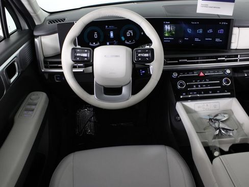 Certified 2026 Hyundai Santa Fe SE FWD image 8