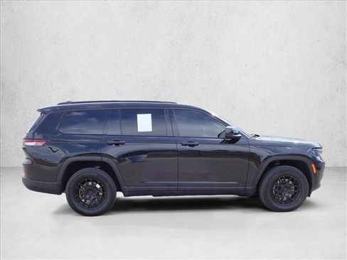 Used 2025 Jeep Grand Cherokee L Laredo w/ Luxury Tech Group I AWD/4WD image 5