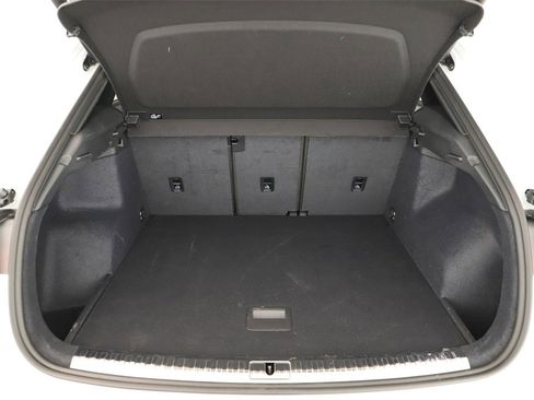 Certified 2025 Audi Q3 2.0T Premium Plus w/ Premium Plus Package image 30