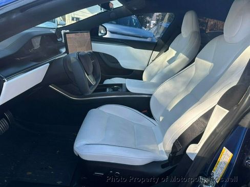Used 2022 Tesla Model S Plaid image 6